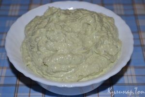Паста с авокадо и творогом