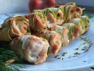 Рулетики из кабачков с куриным мясом