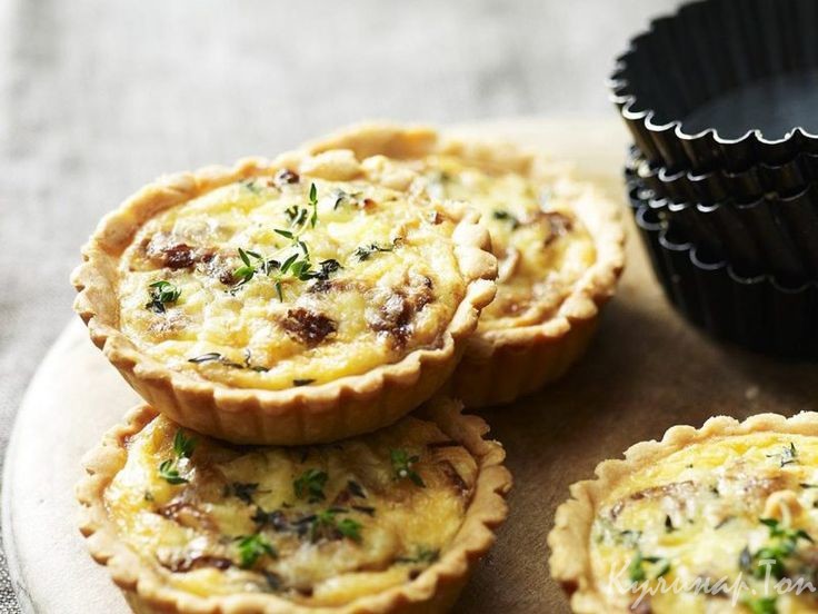 Тарталетки с курицей и грибами