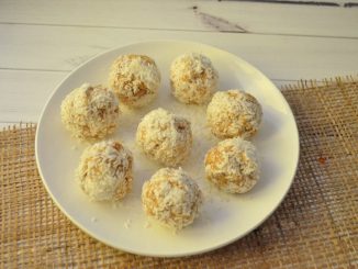 Творожные конфеты с кокосом и арахисовой пастой