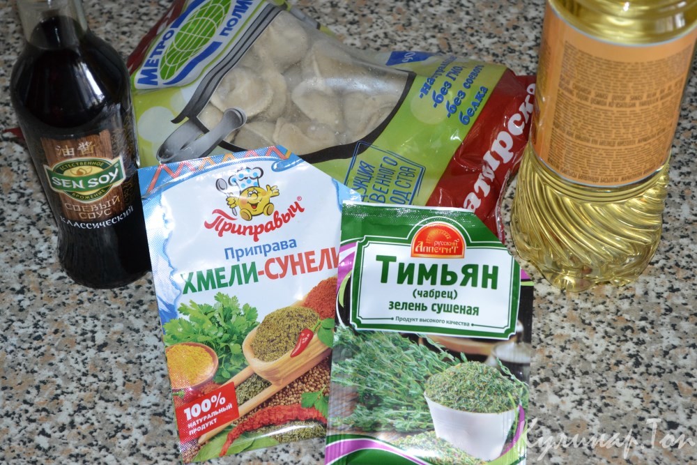 Жареные пельмени с соевым соусом