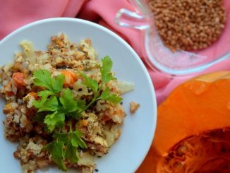 Запеченная гречневая каша с курицей и тыквой