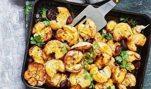 Мятый картофель по-гречески Мятый картофель по-гречески