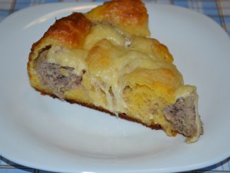 Пирог с фрикадельками