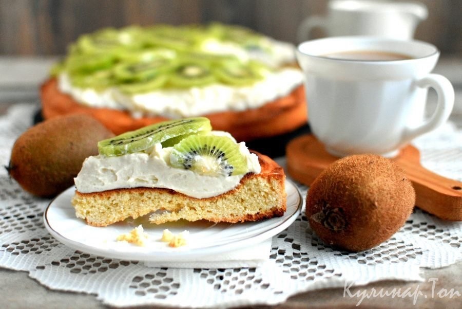 Пирог с творогом и киви