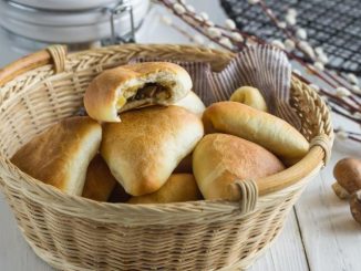 Постные пирожки с картошкой и грибами