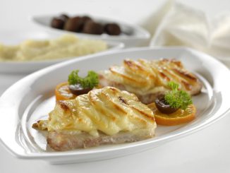 Рыба с сыром в сметане