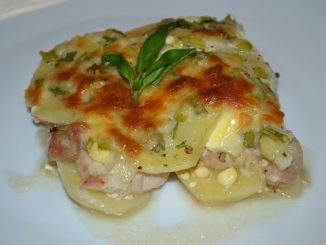 Запеканка с курицей и базиликом
