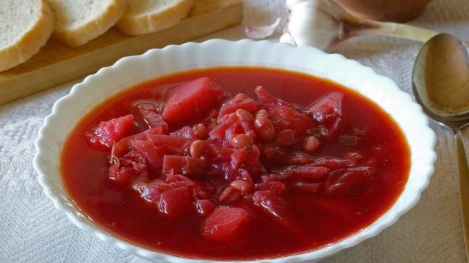 Борщ с консервированной фасолью Борщ с консервированной фасолью