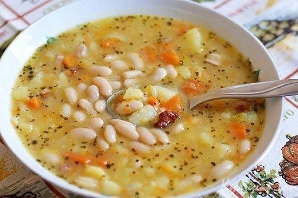 Фасолевый суп с картофелем и рисом