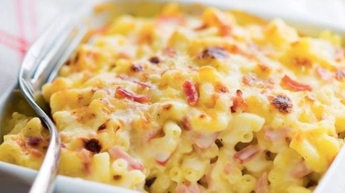 Макаронная запеканка с сыром и ветчиной в духовке Макаронная запеканка с сыром и ветчиной в духовке