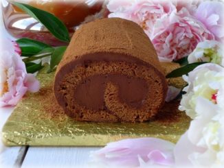 Шоколадный рулет с трюфельным кремом