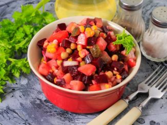 Винегрет из консервированной кукурузы