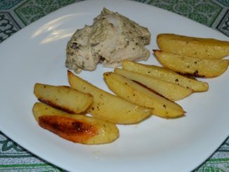 Курица в сметанном соусе на пару