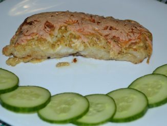 Пангасиус под сметанным соусом и сыром