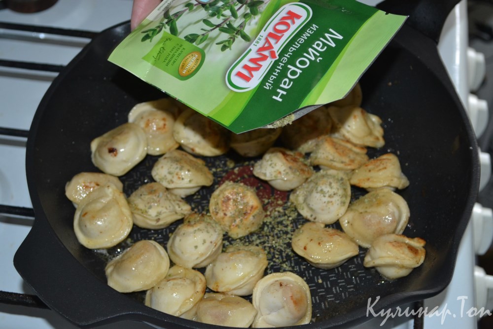 Жареные пельмени с майонезом
