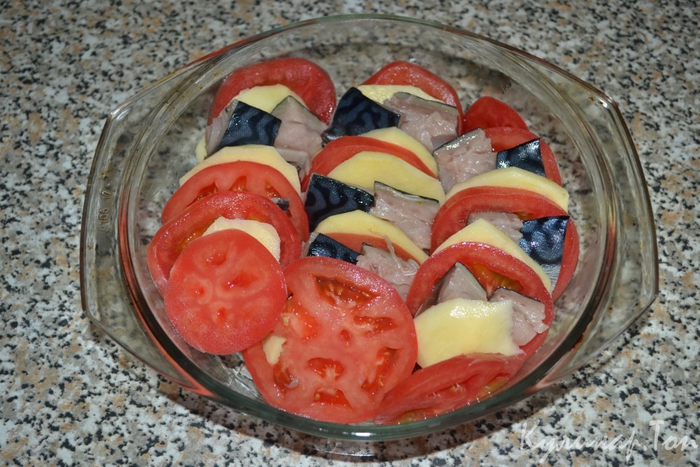 Пикантная скумбрия в духовке