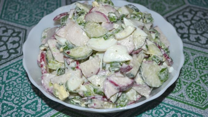 Салат с редисом, огурцами и яйцами-07 Салат с редисом, огурцами и яйцами