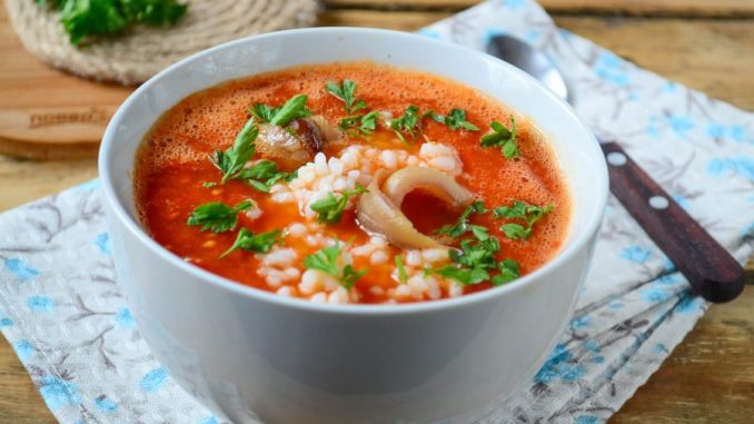 Томатный суп с перцем и рисом Томатный суп с перцем и рисом