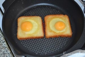 Яичница в хлебе