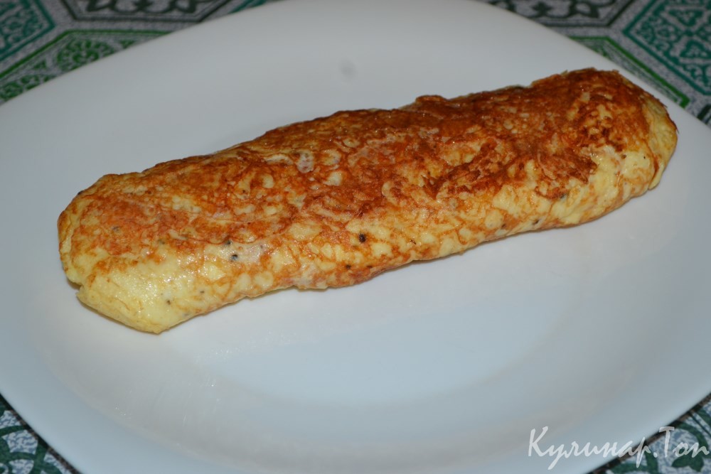 Яично-сырный рулет