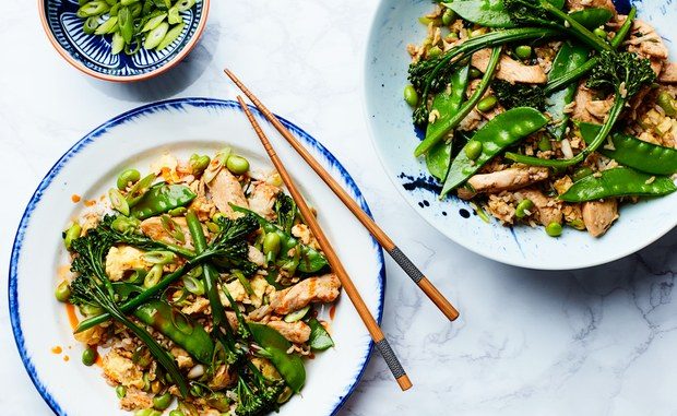 Easy-Fried-Rice-with-Chicken-and-Broccolini-03292017