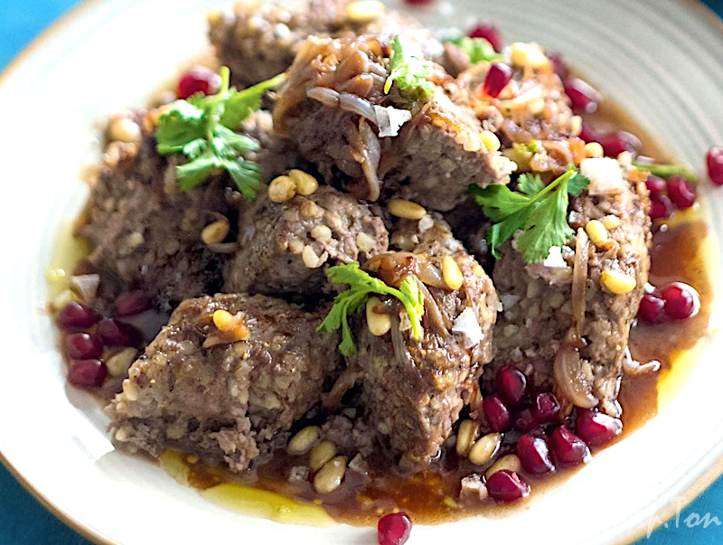 Киббе, запеканка из баранины с булгуром