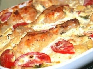 Курица с овощами в сметанном соусе