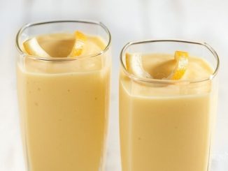 Смузи из апельсина и манго