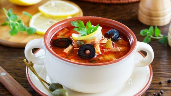 Солянка сборная по-московски Солянка сборная по-московски