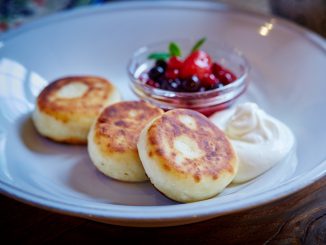 Сырники из козьей рикотты