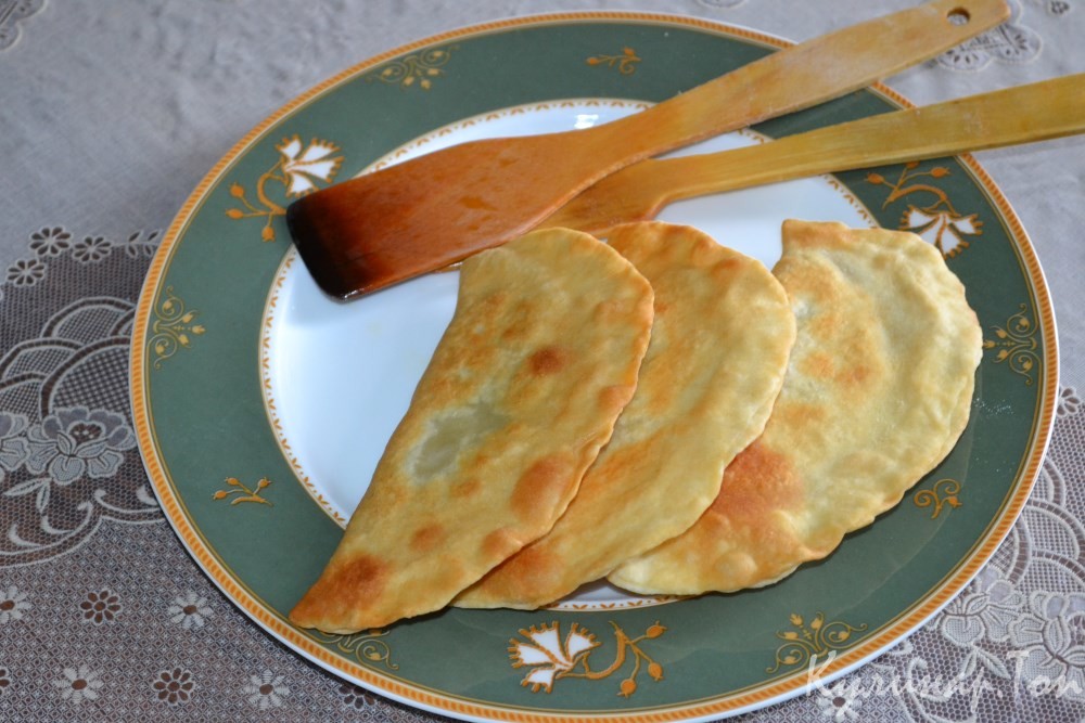 Чебуреки из индейки