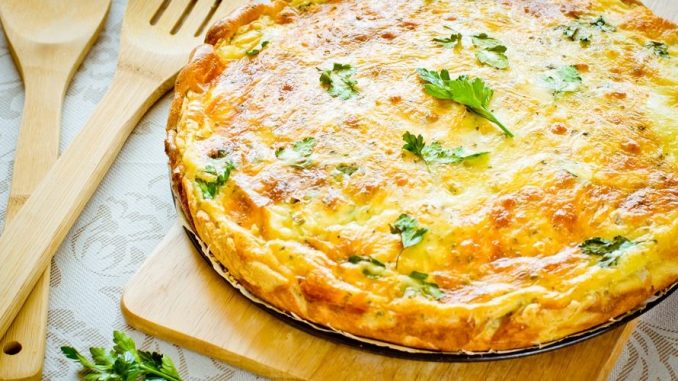 Пирог с картофелем, сыром и зеленью Пирог с картофелем, сыром и зеленью