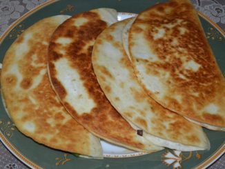 Кесадилья с тунцом