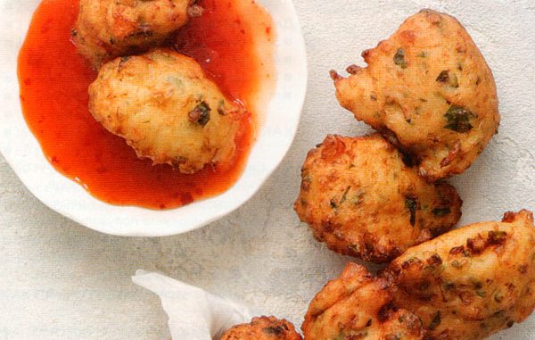 Пончики из заварного теста с мясом краба Пончики из заварного теста с мясом краба