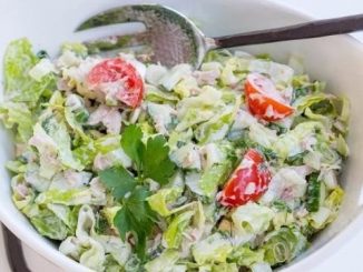 Caлат с тунцом и овощами