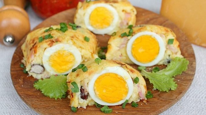 Картофельный рулет с яйцом Картофельный рулет с яйцом