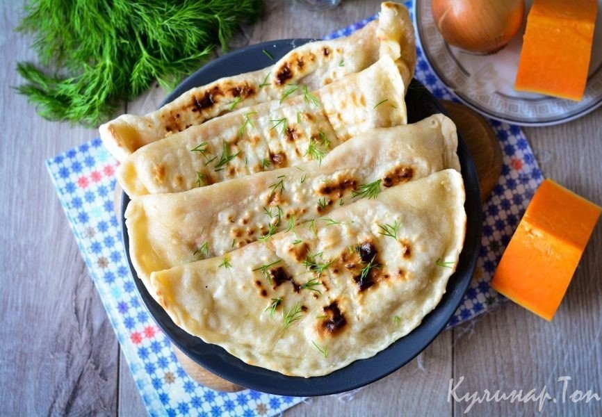 Чуду на сковороде с тыквенной начинкой