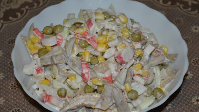 Салат с грибами и крабовыми палочками-06 Салат с грибами и крабовыми палочками