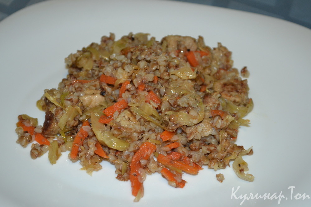 Гречка со свининой и овощами