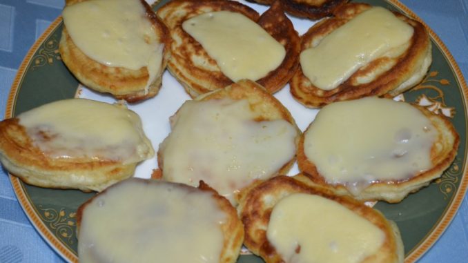 Оладьи с сыром и чесноком-13 Оладьи с сыром и чесноком