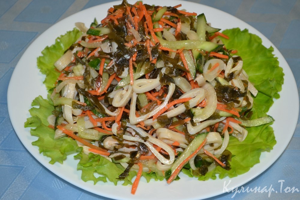 Салат из кальмаров с морской капустой