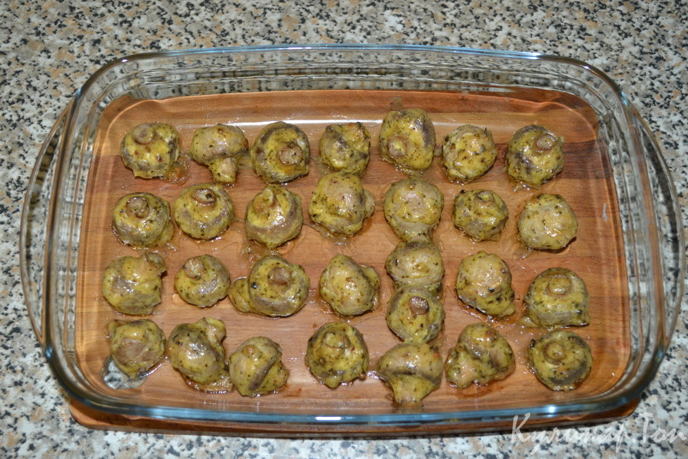 Закуска из шампиньонов в духовке