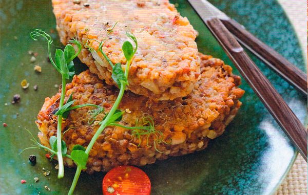 Гречневые котлетки с копченой курицей Гречневые котлетки с копченой курицей