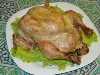 Курица, фаршированная шампиньонами