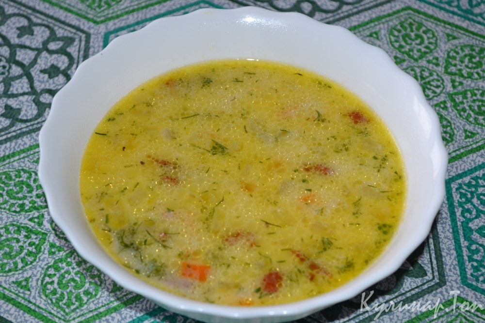 Супчик с копченостями и сыром