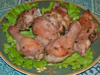 Курица маринаде с лаймом и кинзой
