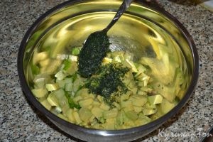 Огуречный салат с авокадо и фетой