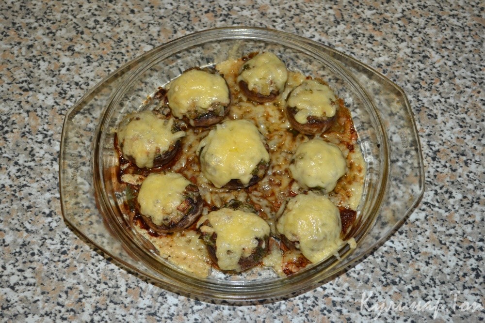 Горячая закуска из шампиньонов