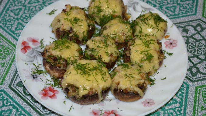 Горячая закуска из шампиньонов-13 Горячая закуска из шампиньонов